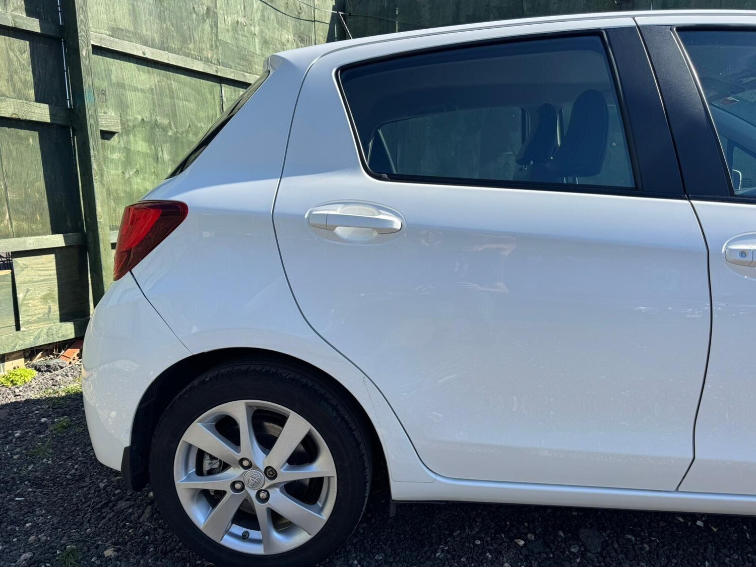 Used Toyota Yaris for sale - 77940445: Photo 22