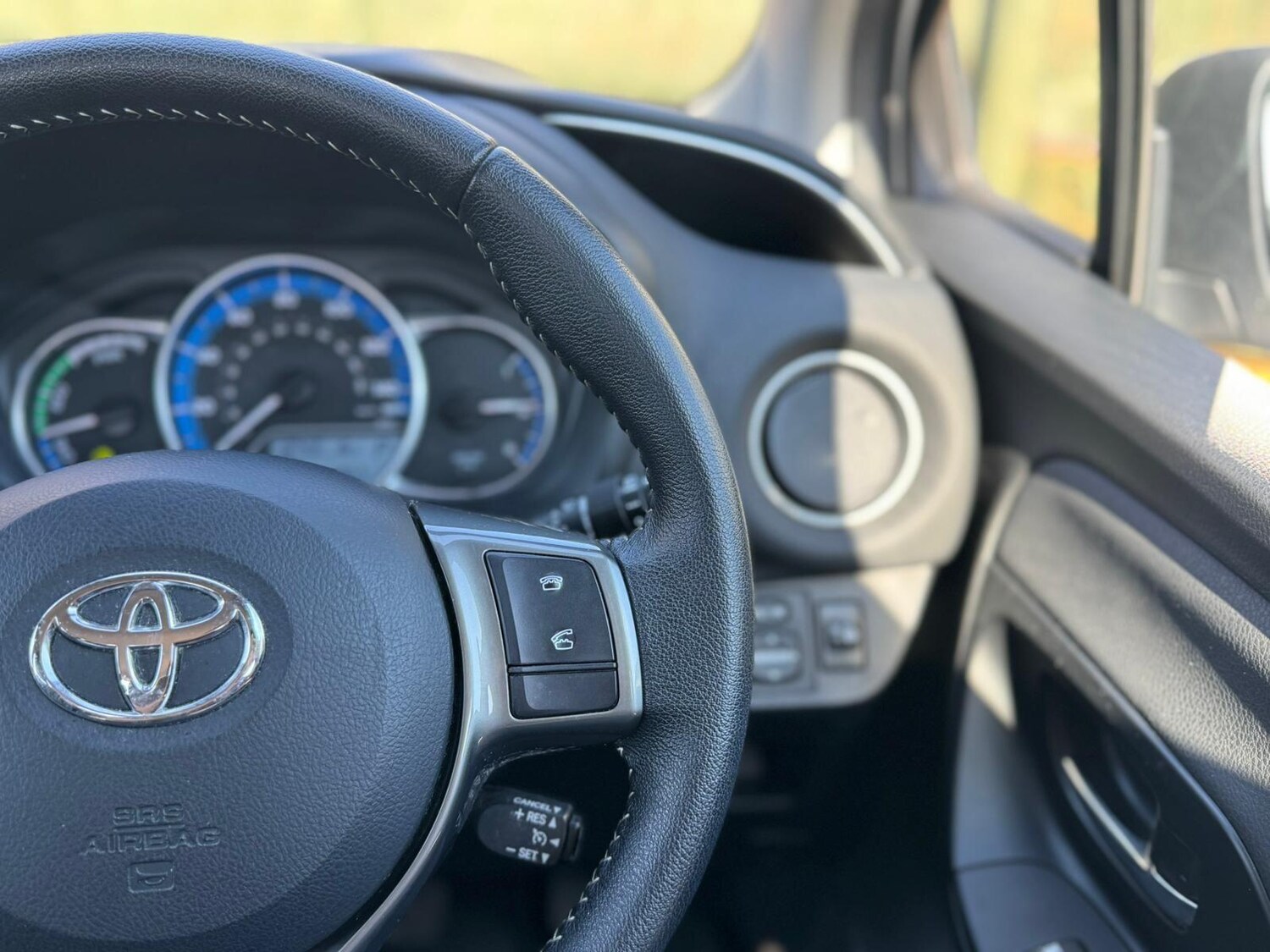 Used Toyota Yaris for sale - 77940445: Photo 30