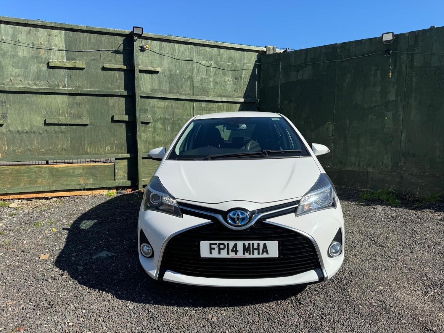 Used Toyota Yaris for sale - 77940445: Photo 5