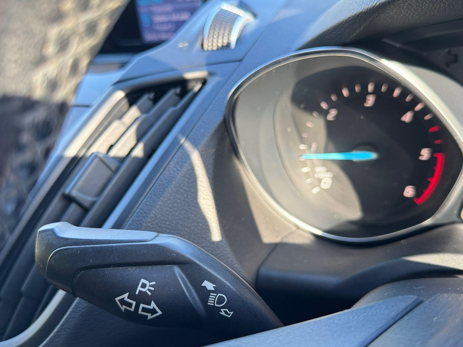 Used Ford Kuga 2016 for sale - 77290705: Photo 28