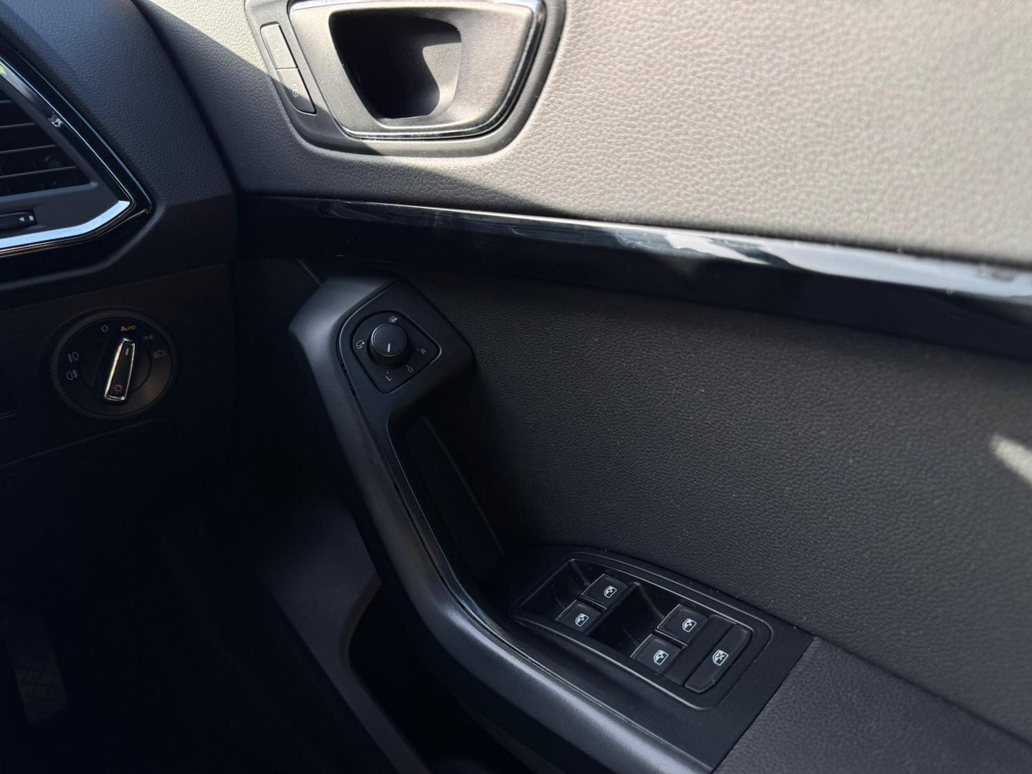 Used SEAT Ateca 2017 for sale - 77671750: Photo 43