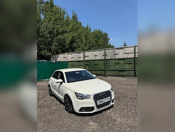 Used Audi A1 2012 for sale - 77290446: Photo