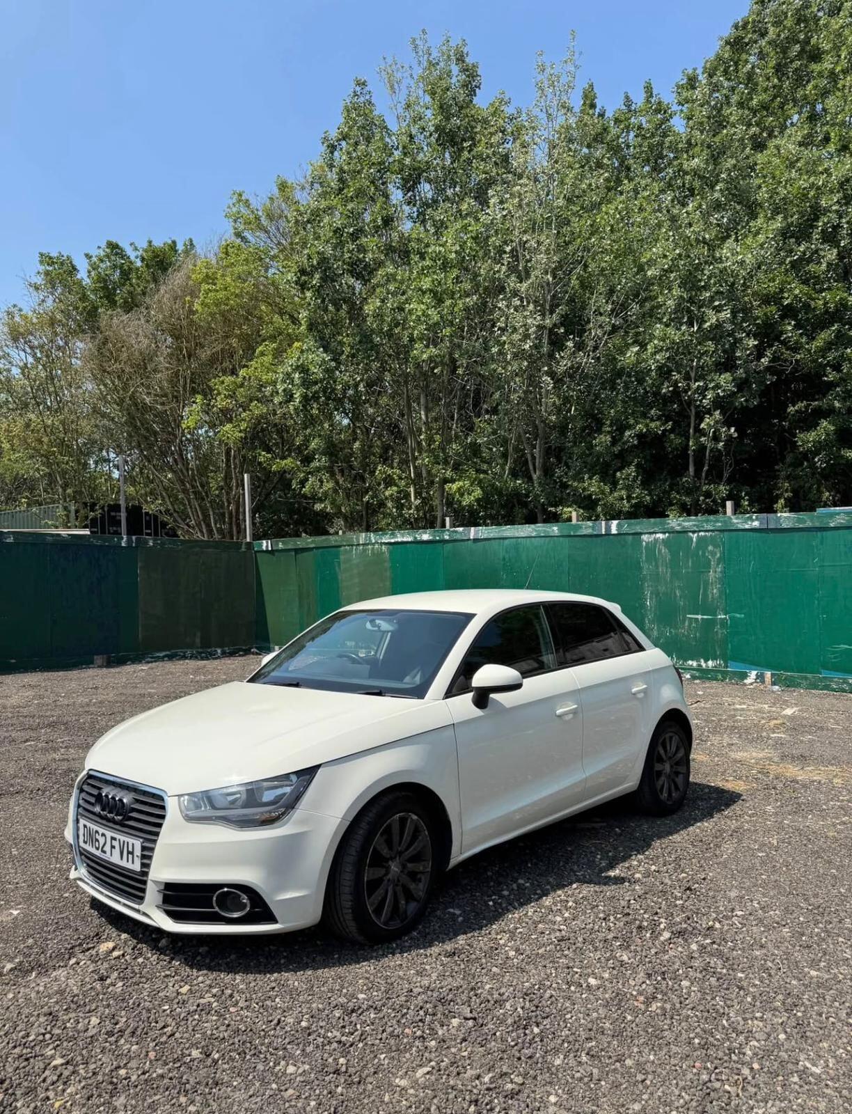 Used Audi A1 2012 for sale - 77290446: Photo 3