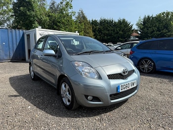 Used Toyota Yaris 2010 for sale - 78684452: Photo