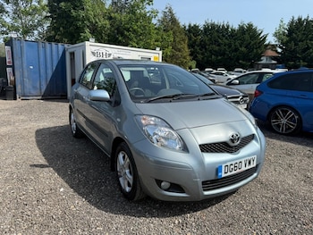 Used Toyota Yaris 2010 for sale - 78684452: Photo