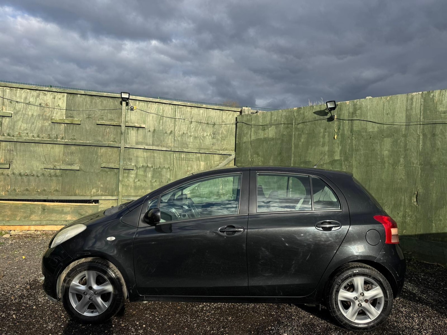 Used Toyota Yaris 2006 for sale - 77705301: Photo 21