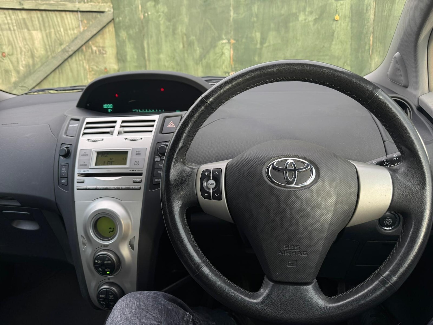 Used Toyota Yaris 2006 for sale - 77705301: Photo 28