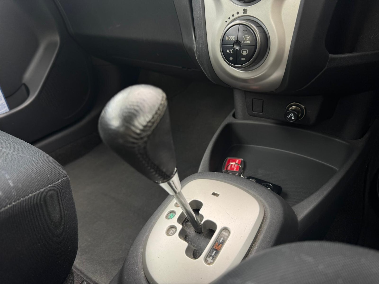 Used Toyota Yaris 2006 for sale - 77705301: Photo 33