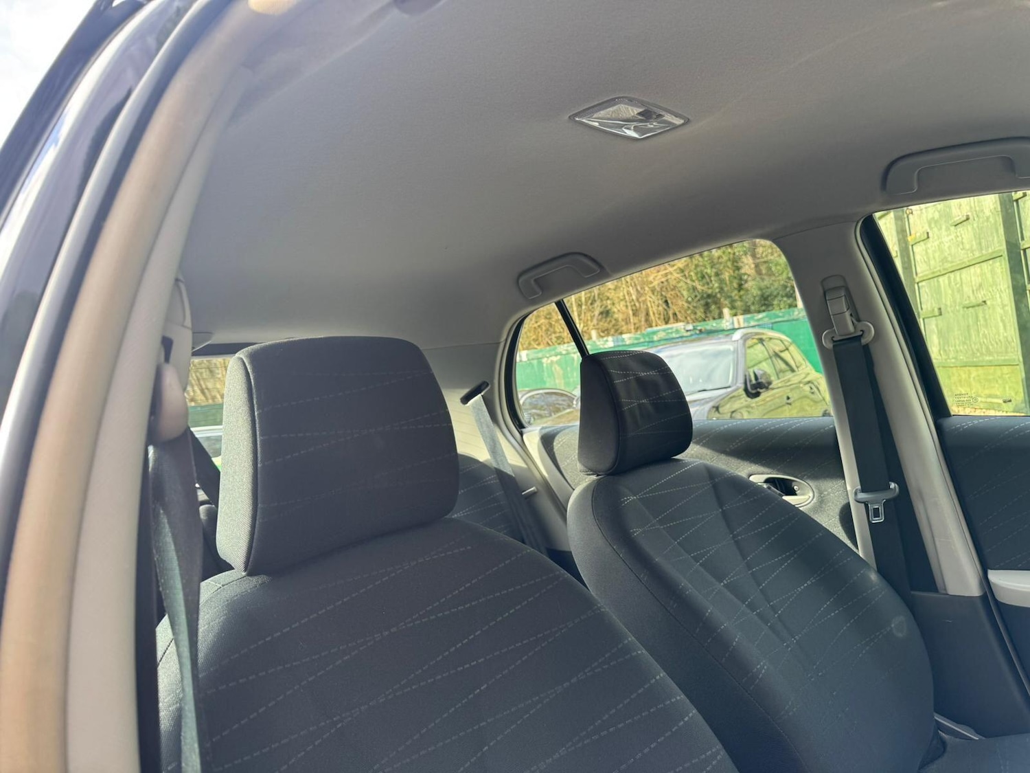 Used Toyota Yaris 2006 for sale - 77705301: Photo 38