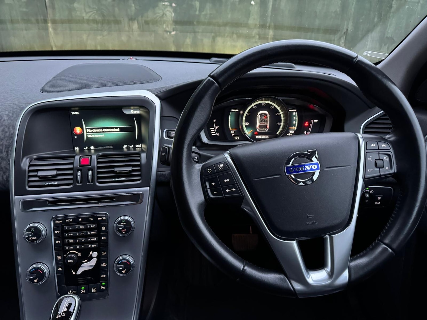 Used Volvo XC60 2016 for sale - 76952325: Photo 23