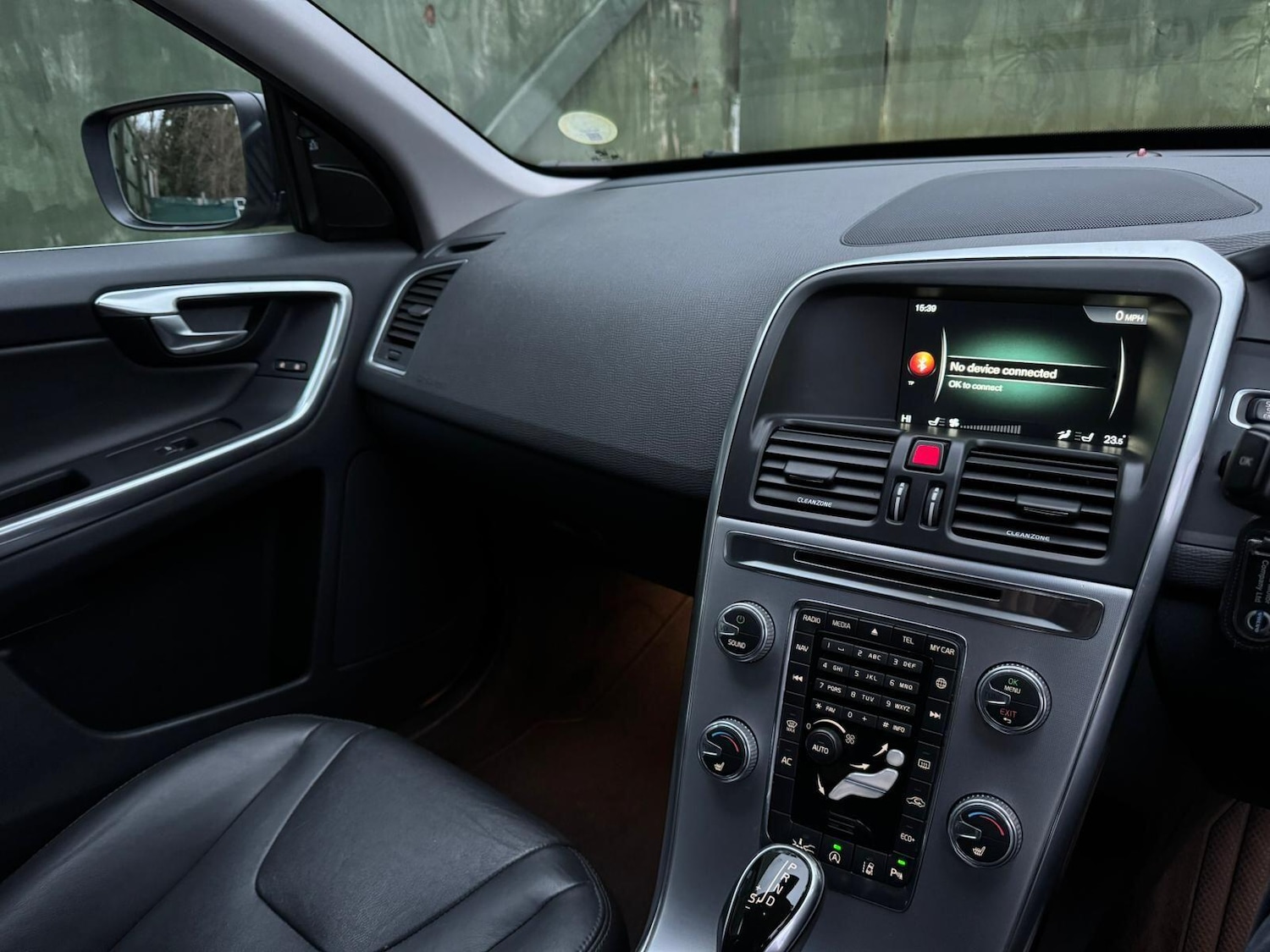 Used Volvo XC60 2016 for sale - 76952325: Photo 30