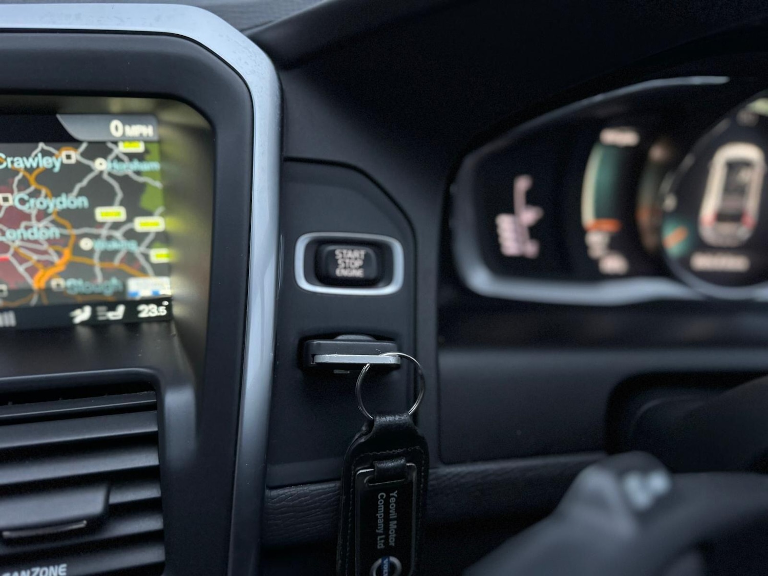 Used Volvo XC60 2016 for sale - 76952325: Photo 32