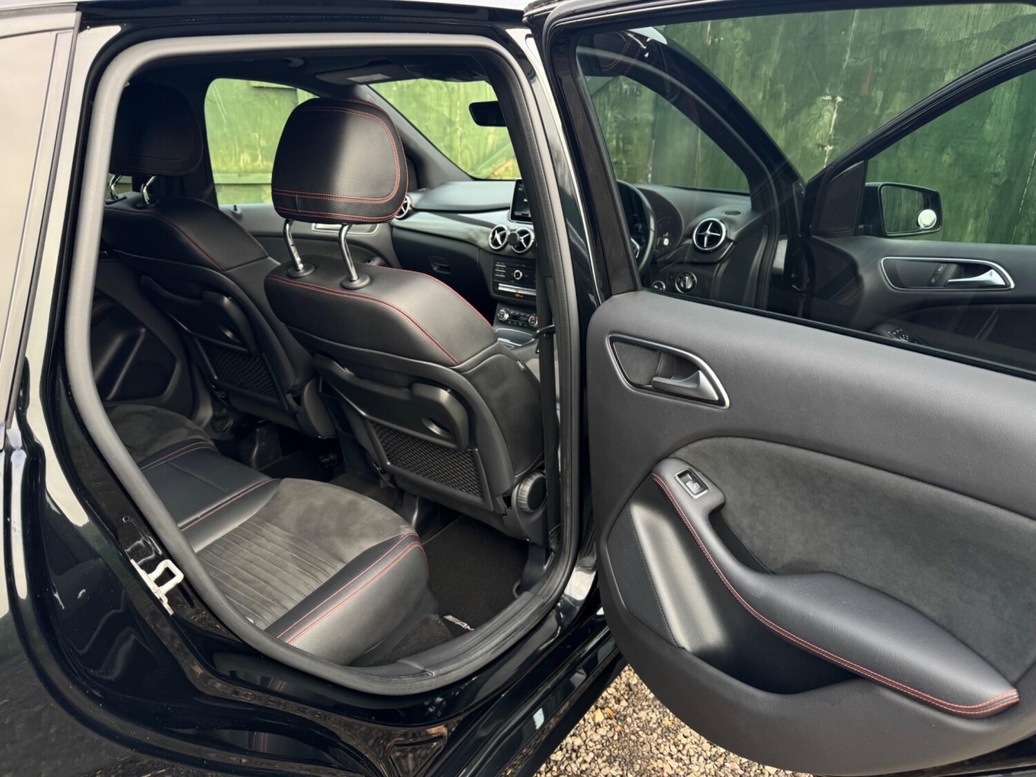 Used Mercedes-Benz B Class 2015 for sale - 76597266: Photo 45