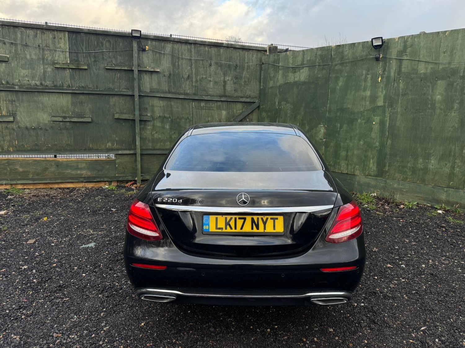 Used Mercedes-Benz E Class 2017 for sale - 77625196: Photo 13