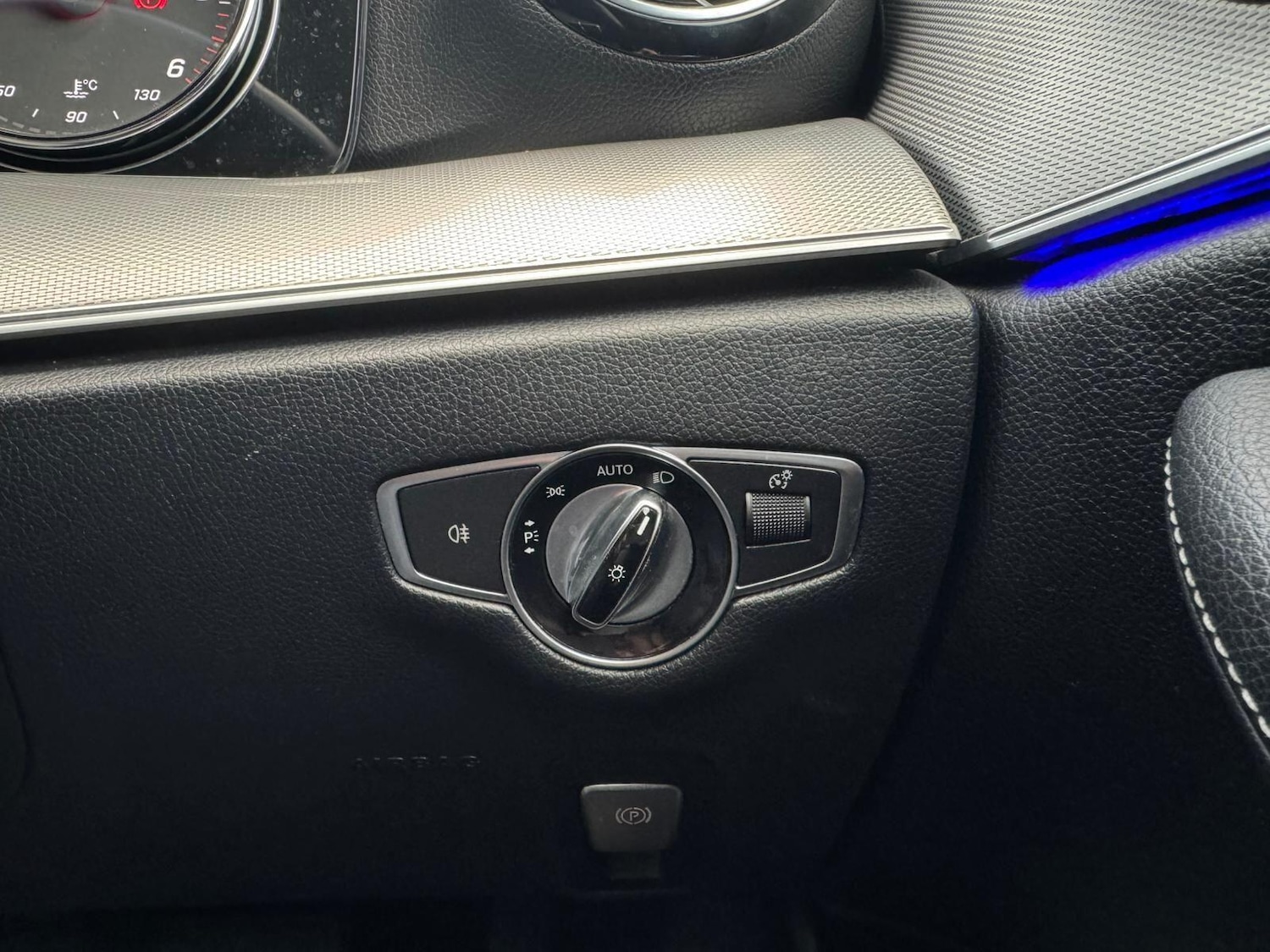 Used Mercedes-Benz E Class 2017 for sale - 77625196: Photo 41