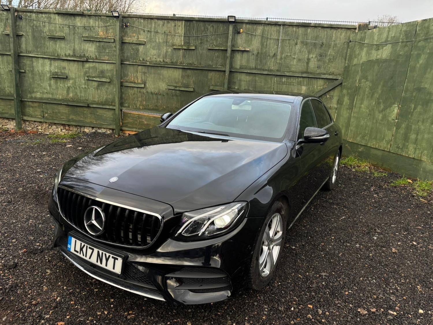 Used Mercedes-Benz E Class 2017 for sale - 77625196: Photo 9