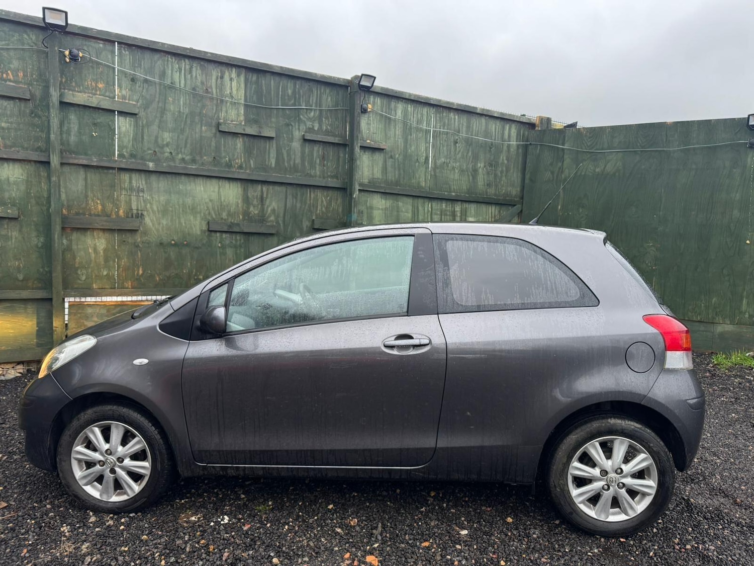 Used Toyota Yaris for sale - 77538577: Photo 17