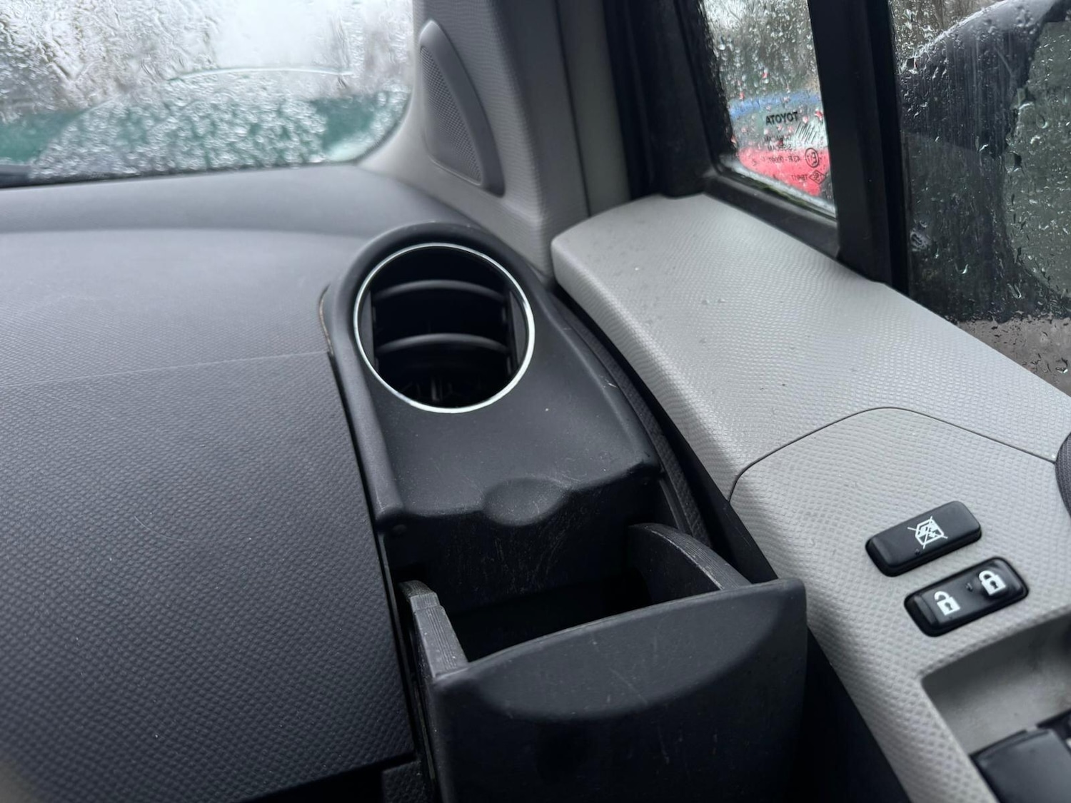 Used Toyota Yaris for sale - 77538577: Photo 32