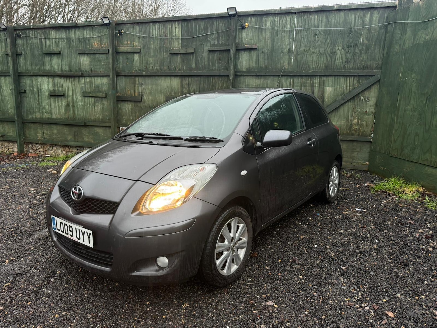 Used Toyota Yaris for sale - 77538577: Photo 5