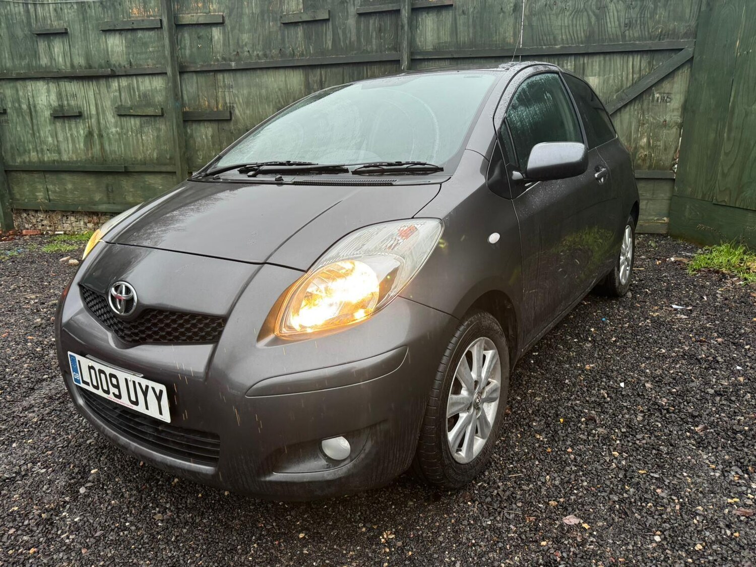 Used Toyota Yaris for sale - 77538577: Photo 6
