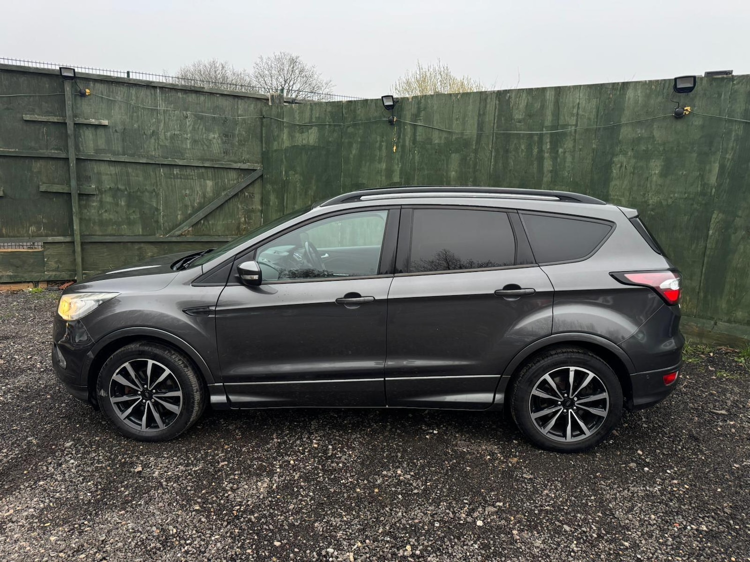 Used Ford Kuga 2017 for sale - 77799379: Photo 22