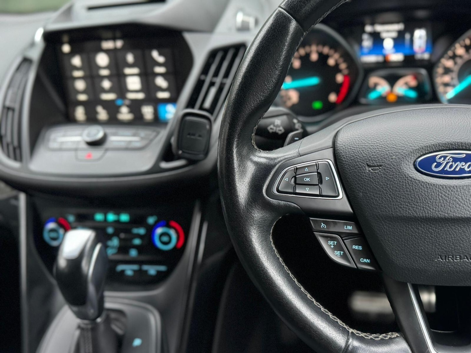 Used Ford Kuga 2017 for sale - 77799379: Photo 34