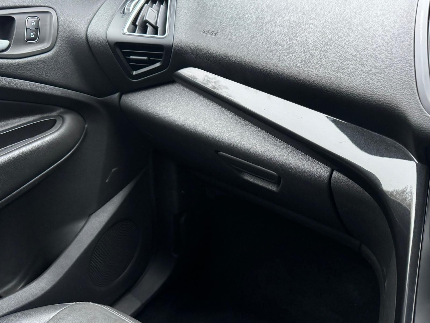 Used Ford Kuga 2017 for sale - 77799379: Photo 50