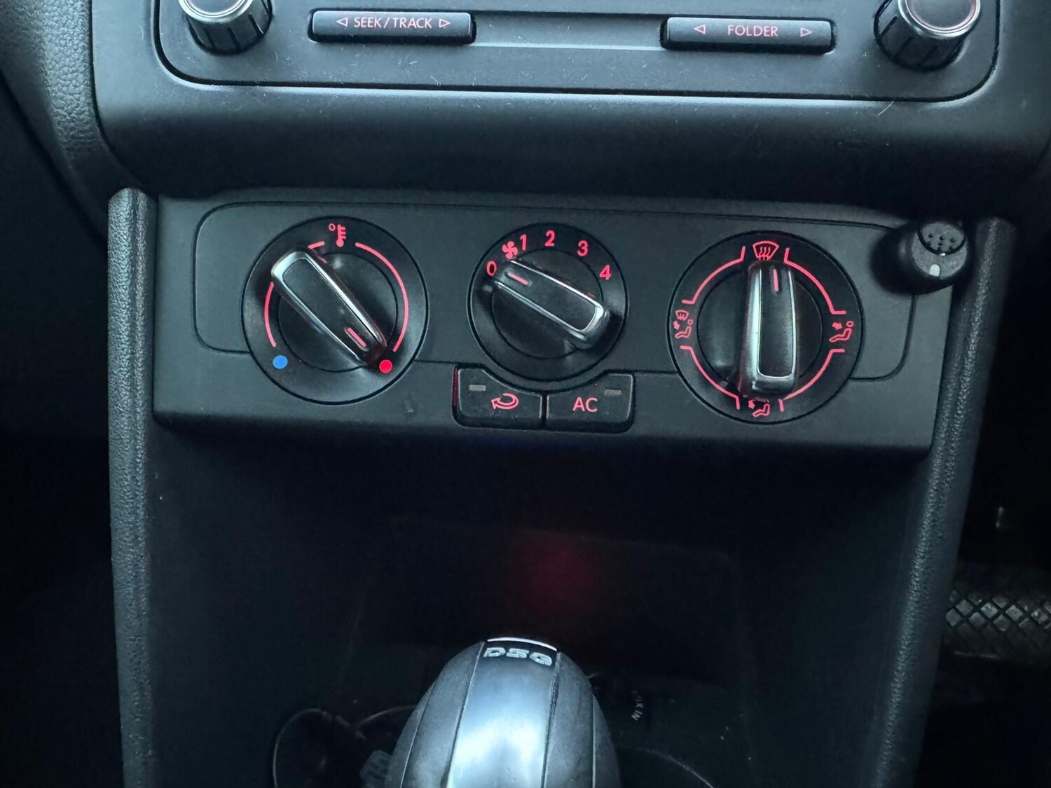 Used Volkswagen Polo 2012 for sale - 77523871: Photo 25