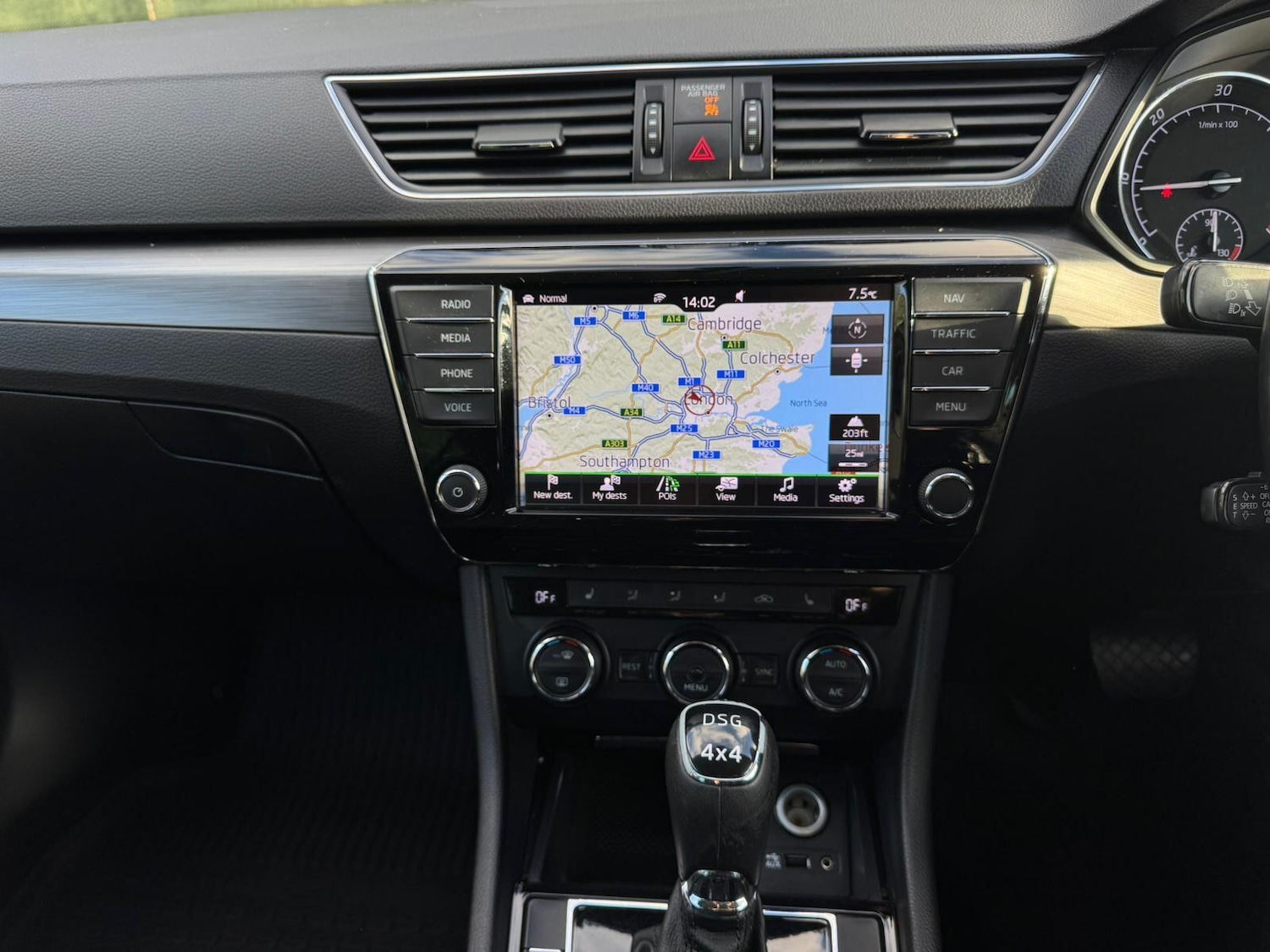 Used Skoda Superb 2018 for sale - 76645723: Photo 26