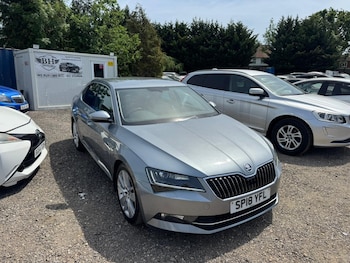 Used Skoda Superb 2018 for sale - 78760069: Photo