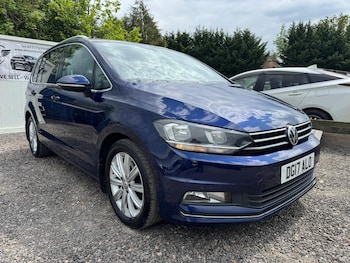 Used Volkswagen Touran 2017 for sale - 78517250: Photo