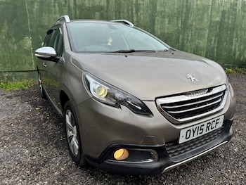 Used Peugeot 2008 2015 for sale - 76425307: Photo