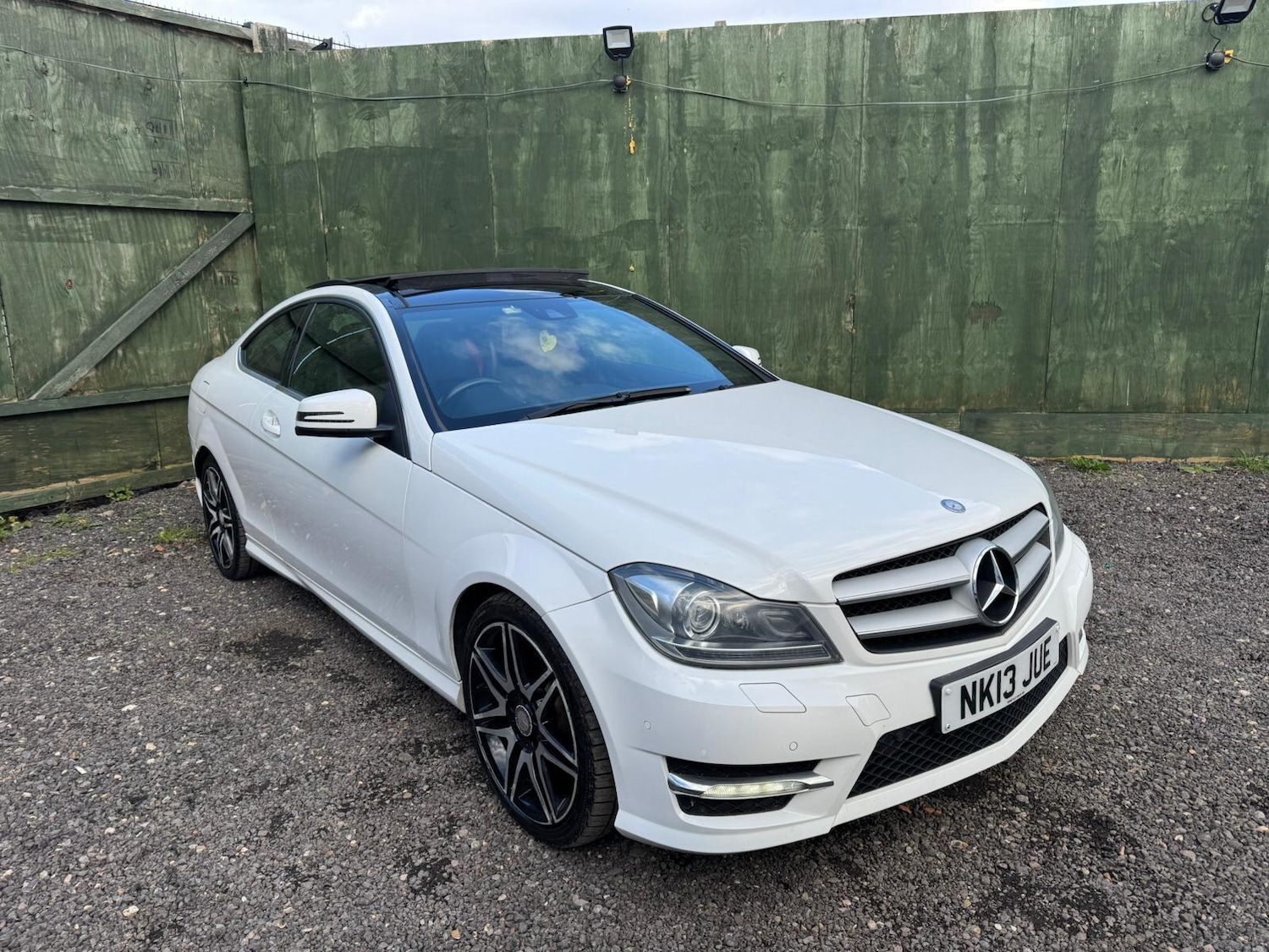 Used Mercedes-Benz C Class 2013 for sale - 78072753: Photo 2