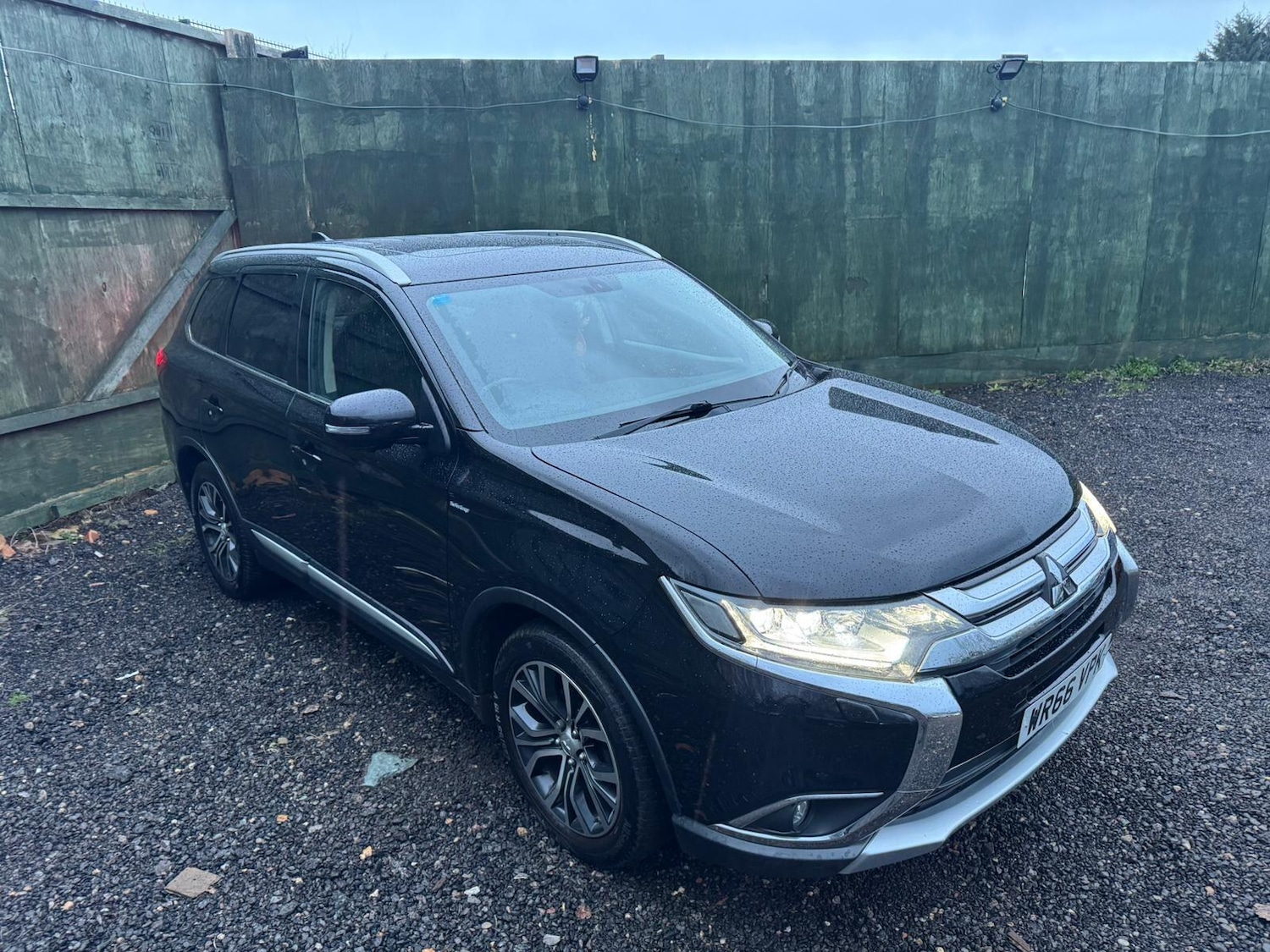 Used Mitsubishi Outlander 2016 for sale - 77626024: Photo 2