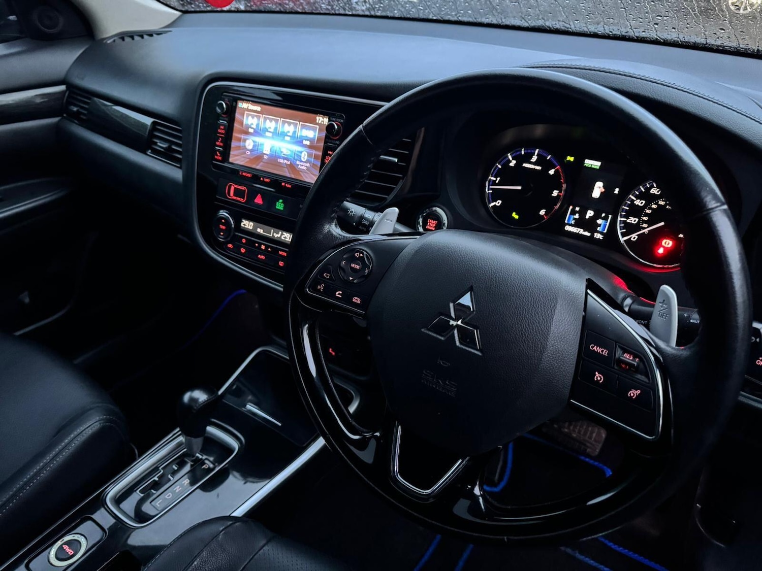 Used Mitsubishi Outlander 2016 for sale - 77626024: Photo 26