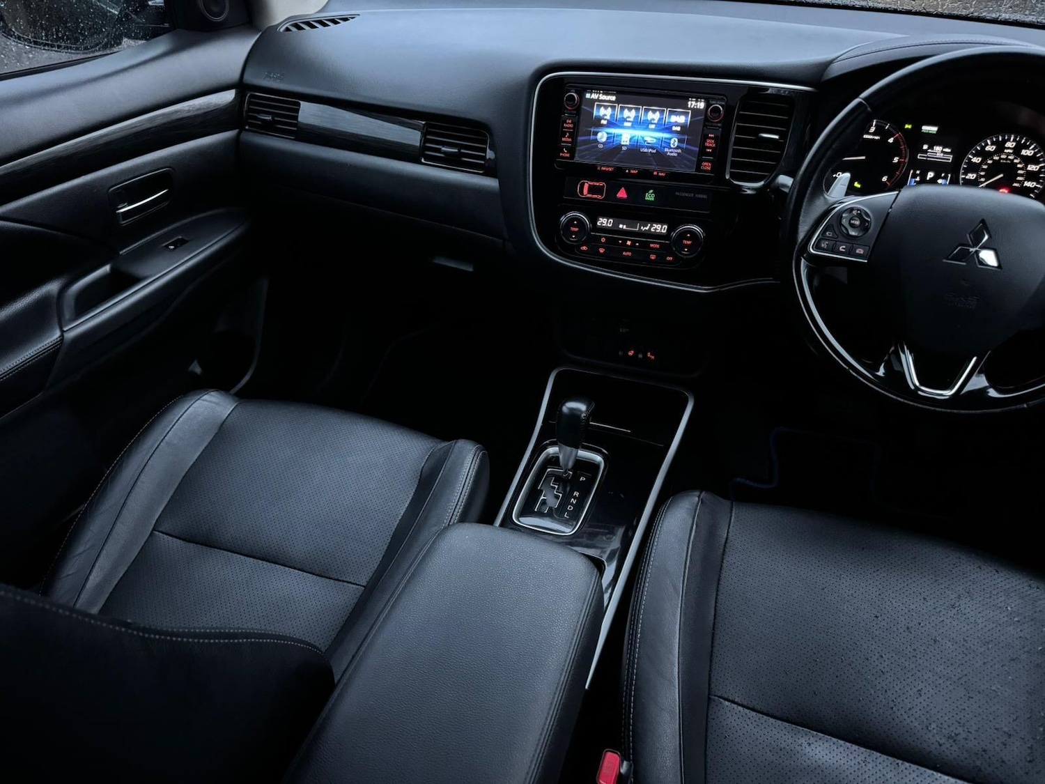 Used Mitsubishi Outlander 2016 for sale - 77626024: Photo 28