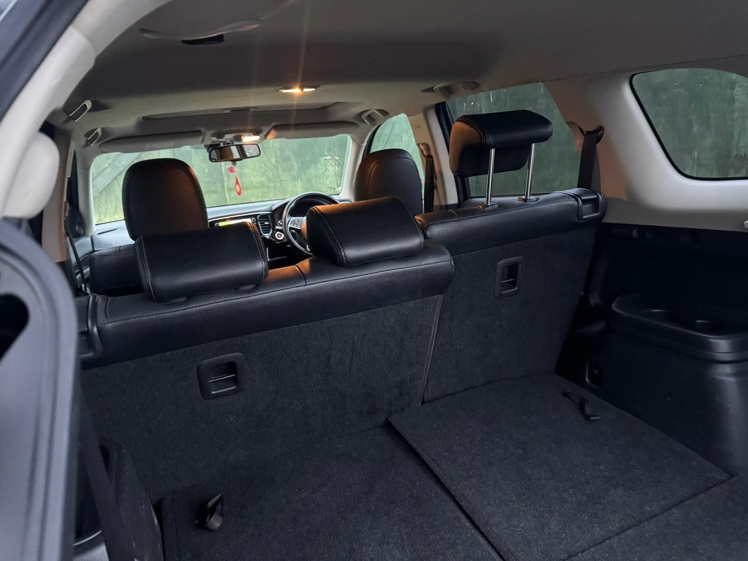 Used Mitsubishi Outlander 2016 for sale - 77626024: Photo 45