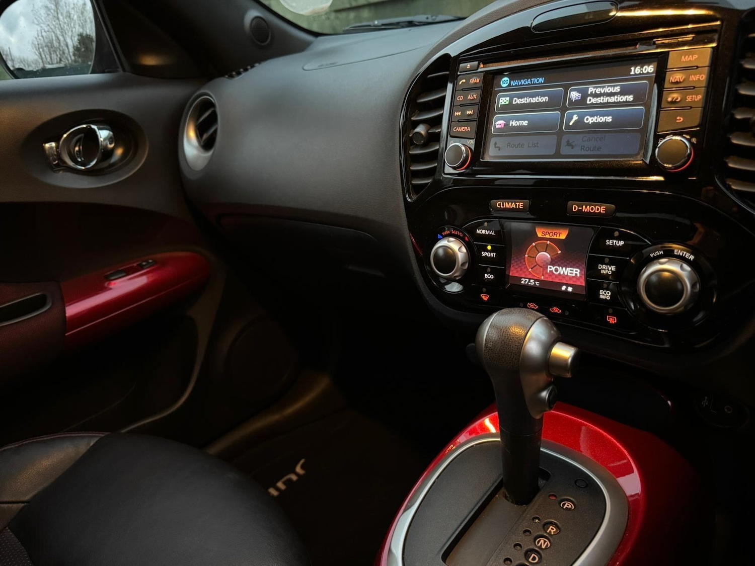 Used Nissan Juke 2013 for sale - 76975937: Photo 30