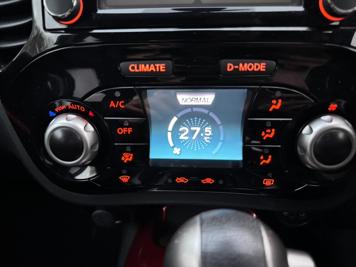 Used Nissan Juke 2013 for sale - 76975937: Photo 44