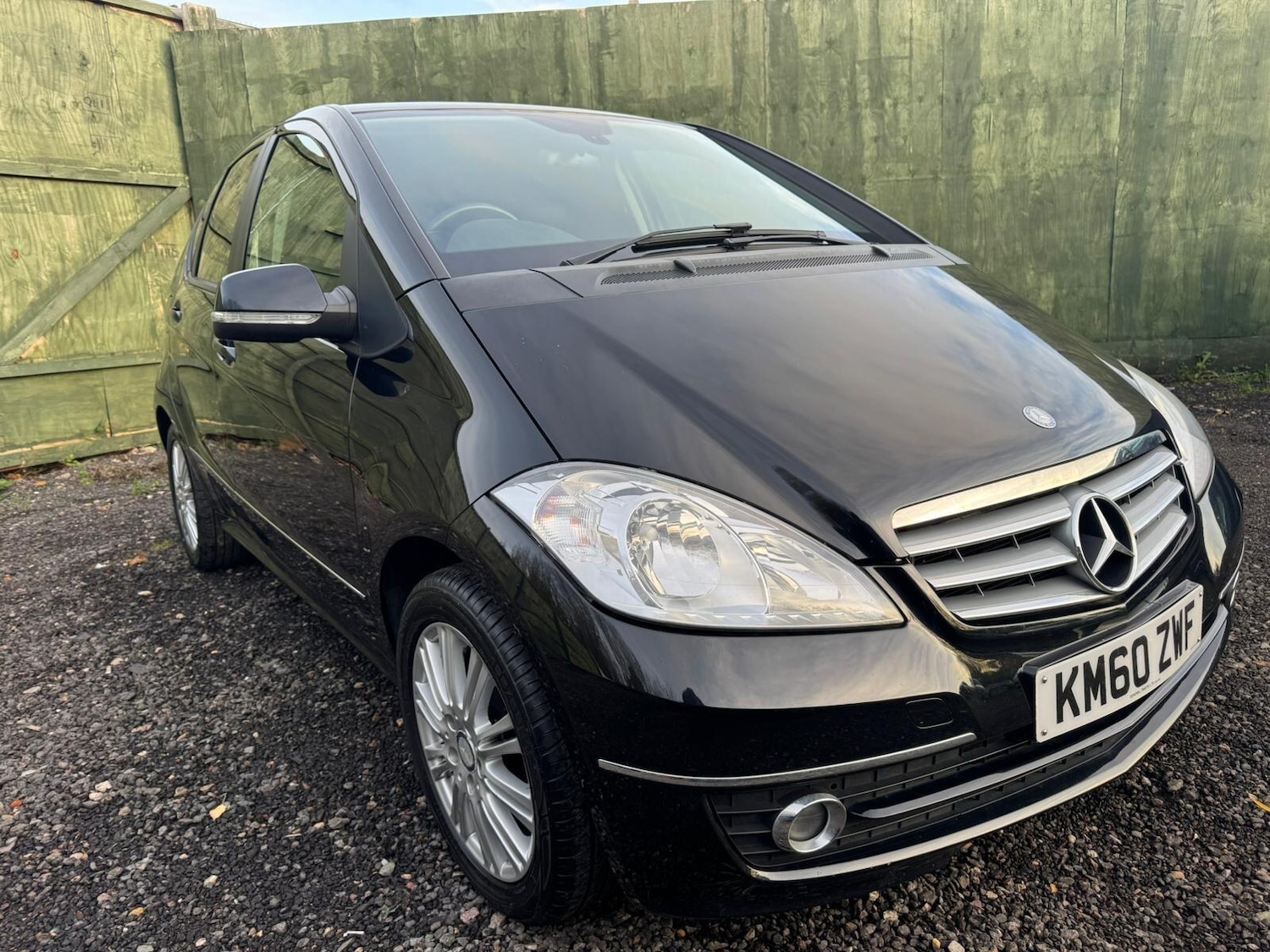 Used Mercedes-Benz A-Class 2011 for sale - 76561539: Photo 2