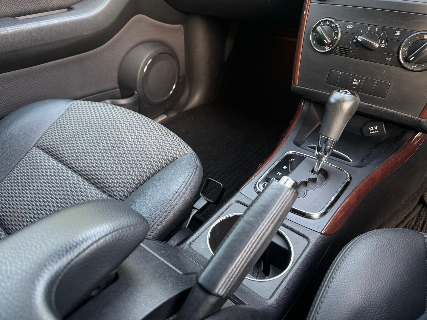 Used Mercedes-Benz A-Class 2011 for sale - 76561539: Photo 29