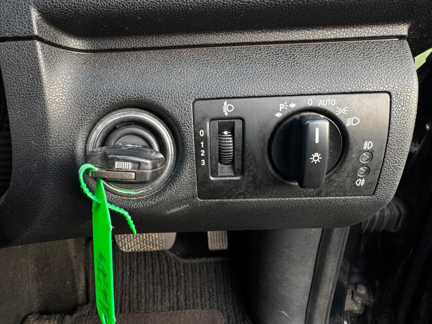 Used Mercedes-Benz A-Class 2011 for sale - 76561539: Photo 31