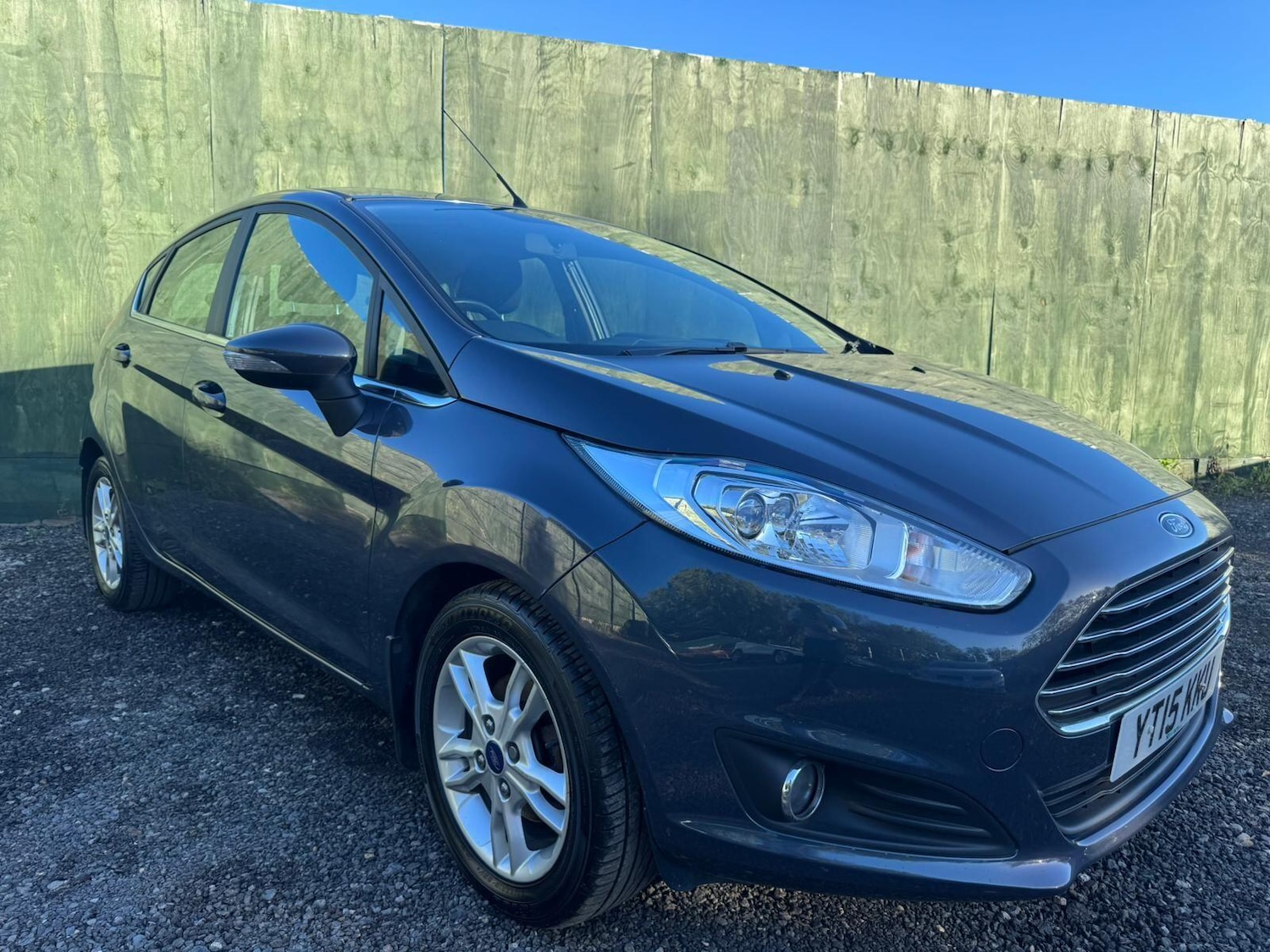 Used Ford Fiesta 2015 for sale - 76425183: Photo 2