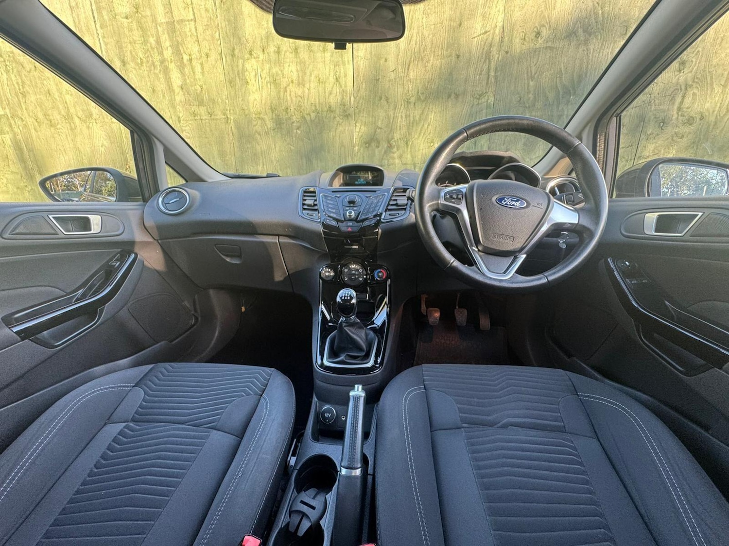 Used Ford Fiesta 2015 for sale - 76425183: Photo 29