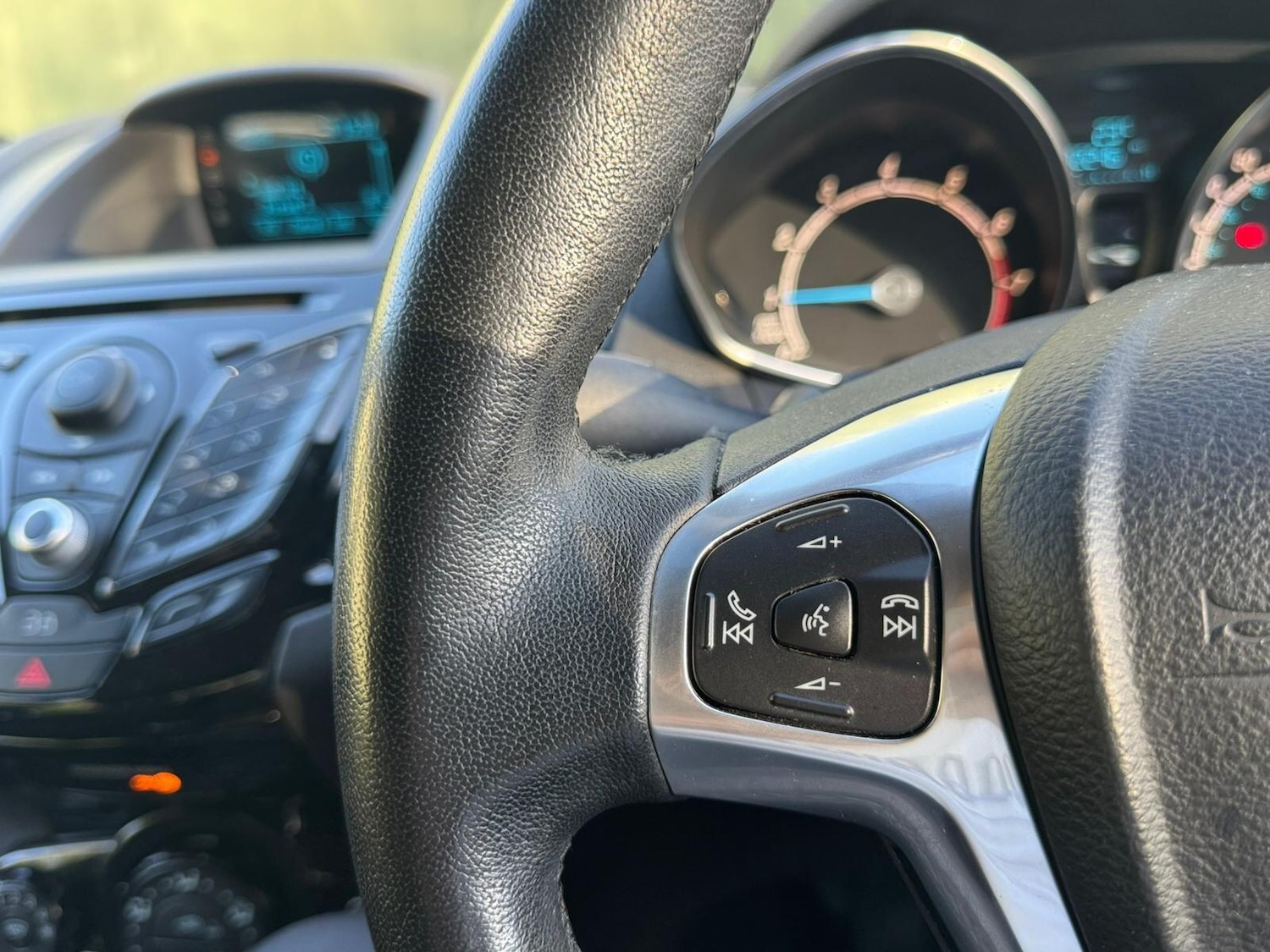 Used Ford Fiesta 2015 for sale - 76425183: Photo 45