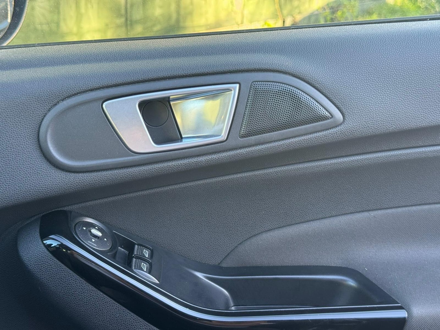 Used Ford Fiesta 2015 for sale - 76425183: Photo 54