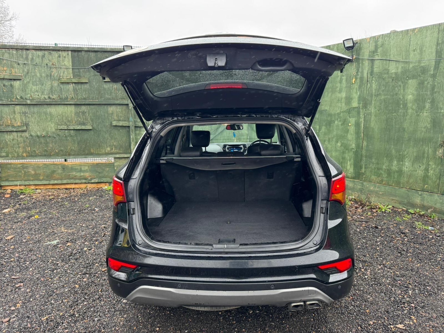 Used Hyundai Santa Fe 2016 for sale - 77625413: Photo 15