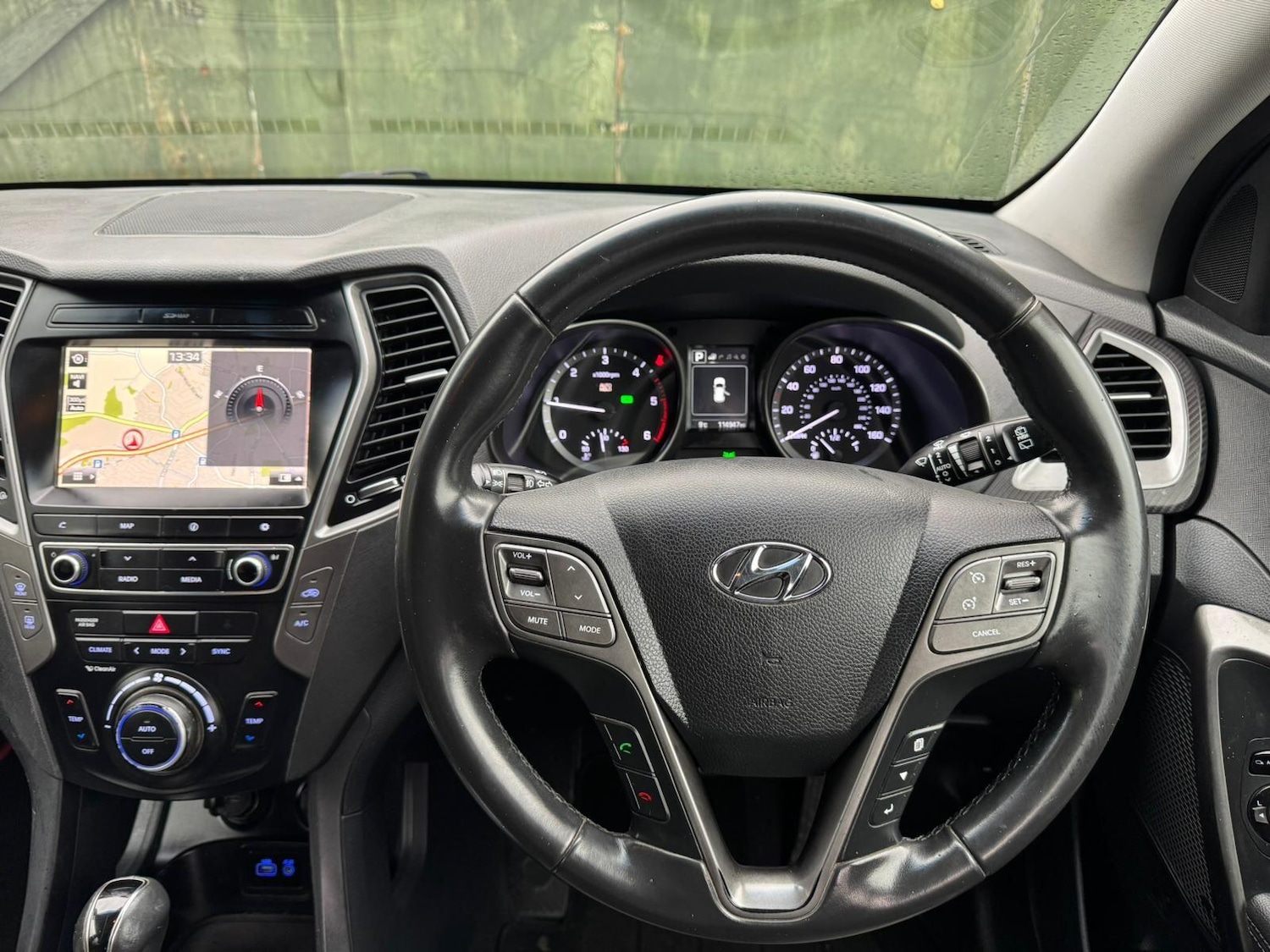 Used Hyundai Santa Fe 2016 for sale - 77625413: Photo 33