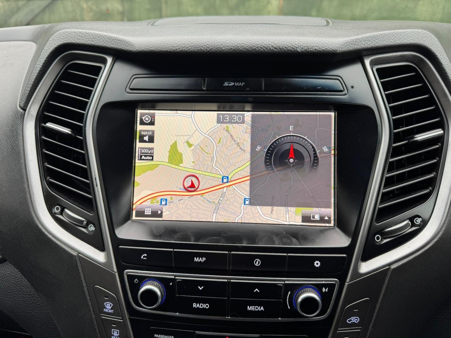 Used Hyundai Santa Fe 2016 for sale - 77625413: Photo 44