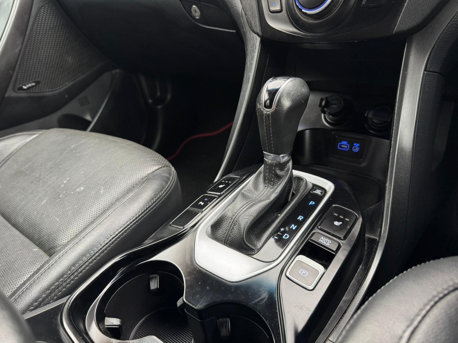 Used Hyundai Santa Fe 2016 for sale - 77625413: Photo 45